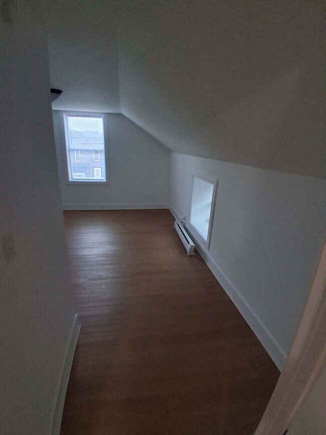 Photo - 623 Columbia Ave Unit B