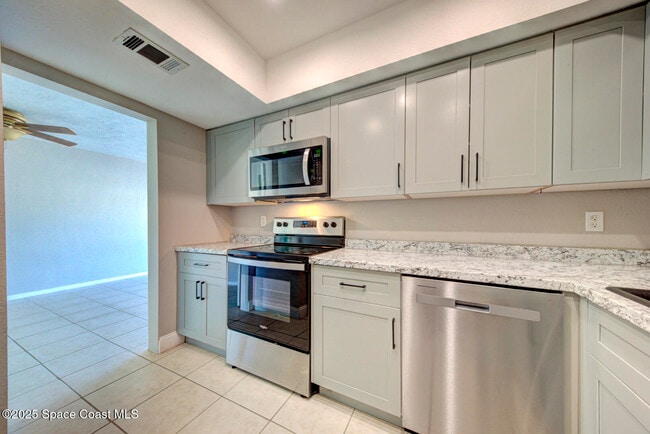 Photo - 223 Columbia Dr Unit 206