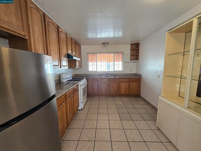 Photo - 2849 Rheem Ave