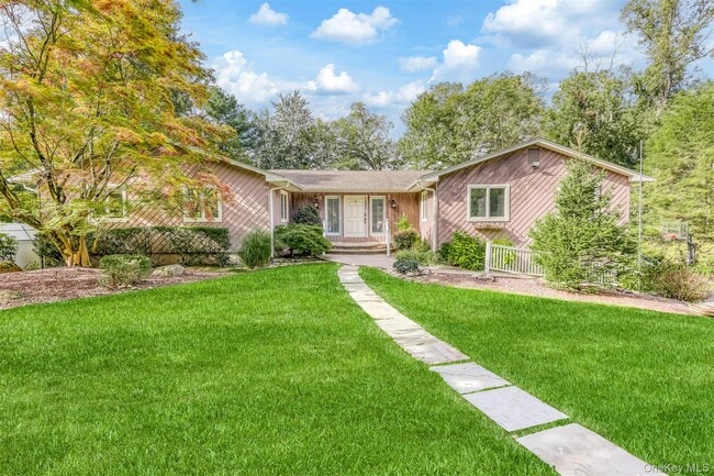 Building Photo - 12 Evergreen Ct