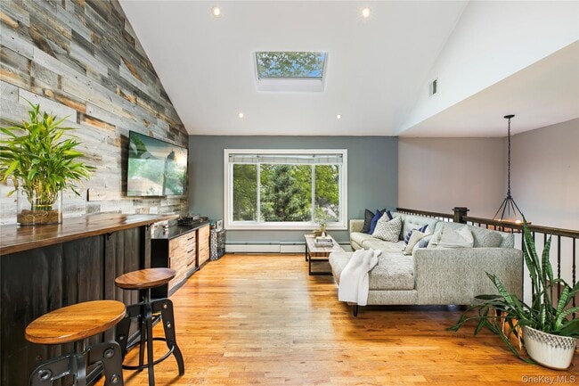 Photo - 1049 Owasco Rd