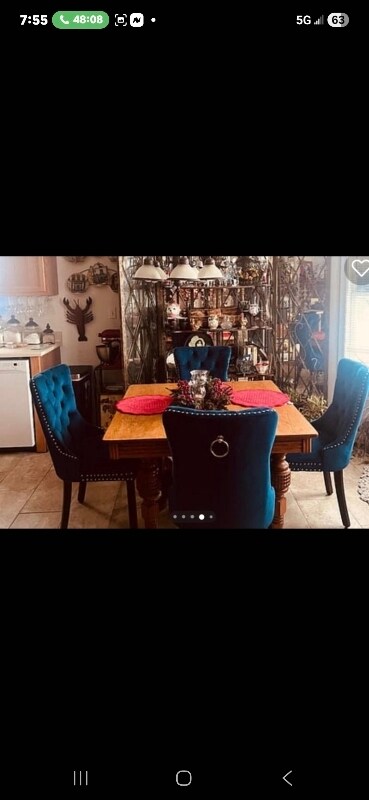 Photo - 452 MacKenzie Pl