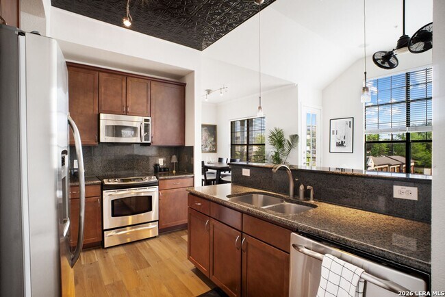 Photo - 2 Bedroom/2 Bath The Pinnacle At Oak Hills
