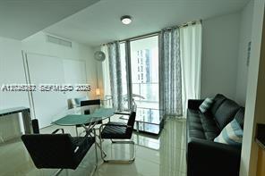 Photo - 300 S Biscayne Blvd Unidad T-2609