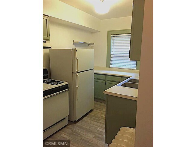 Photo - 1088 Dayton Ave