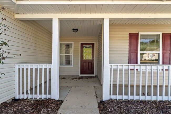 Photo - Cozy 3 Bed 2 Bath Home Available Now thru July 2026!