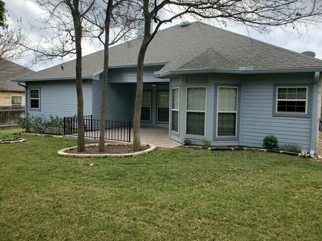 Photo - 503 Woodland Park Dr