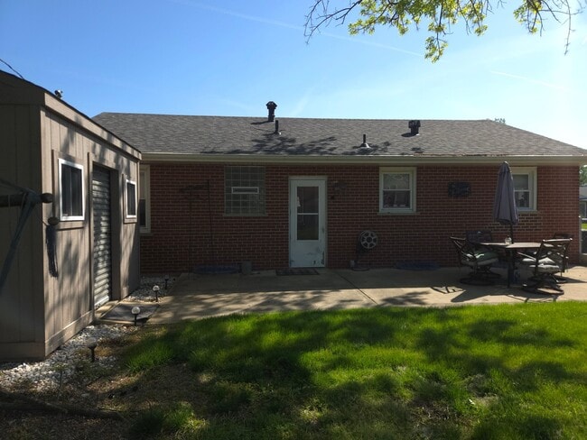 Photo - 10718 Cathy Dr