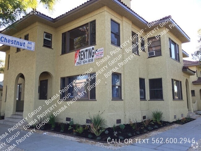 Building Photo - STUNNING SPACIOUS 2 BEDROOM 1 BATH TOWNHOM... Rental