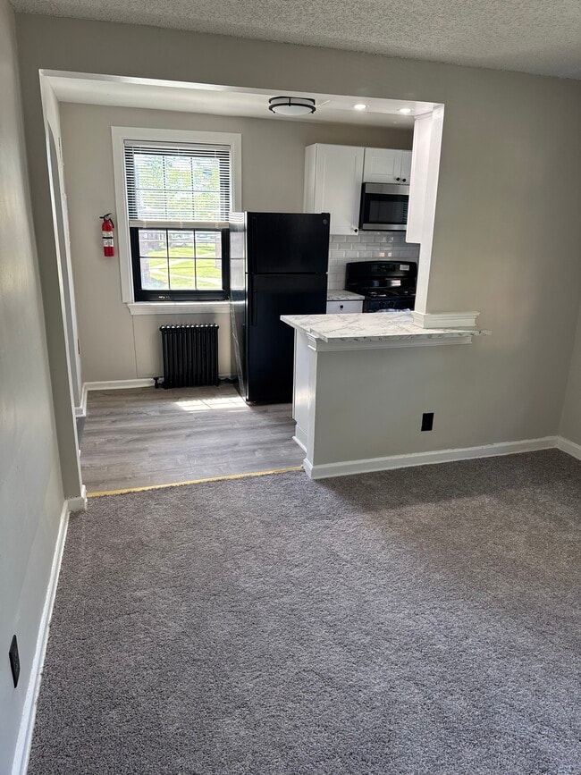 Photo - 3243 Floyd Walk