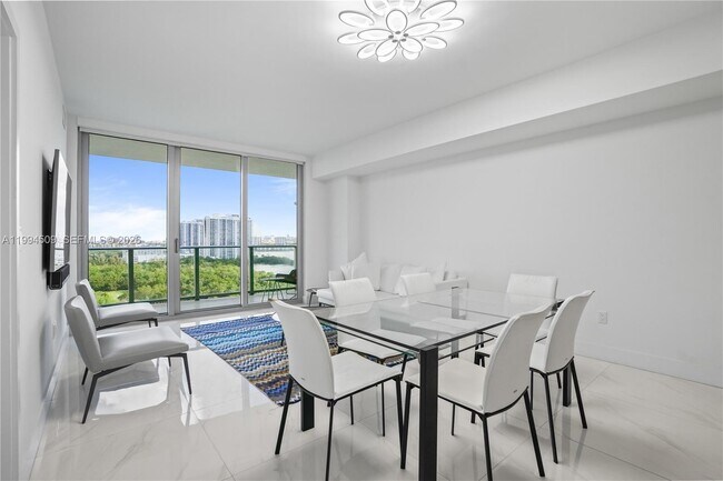 Photo - 16385 Biscayne Blvd Unit 1402