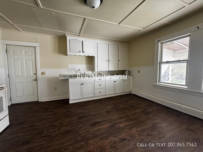 8 Bellevue St Unit 2