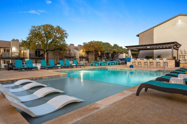 Building Photo - South Lamar Village Rental