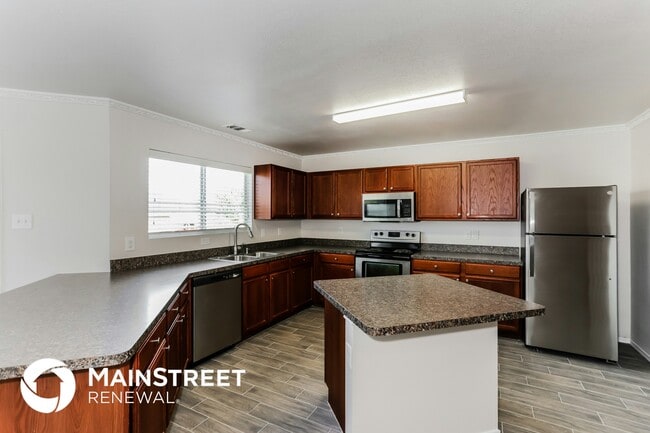 Photo - 106 Colonial Ln