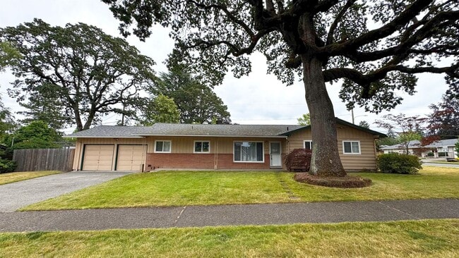 Building Photo - Comfortable 3 BD | 2 BA - Cedar Hills Neighborhood