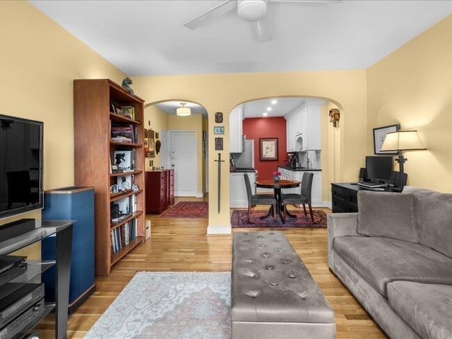 Photo - 228 Commonwealth Ave Unit 9