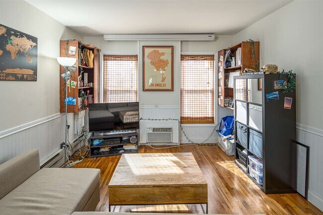 Photo - 342 4th St Unidad 3 Rental