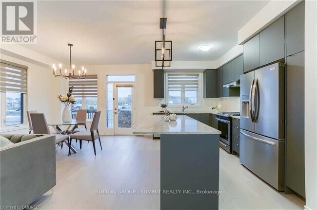 Photo - 492 Bergamot Ave