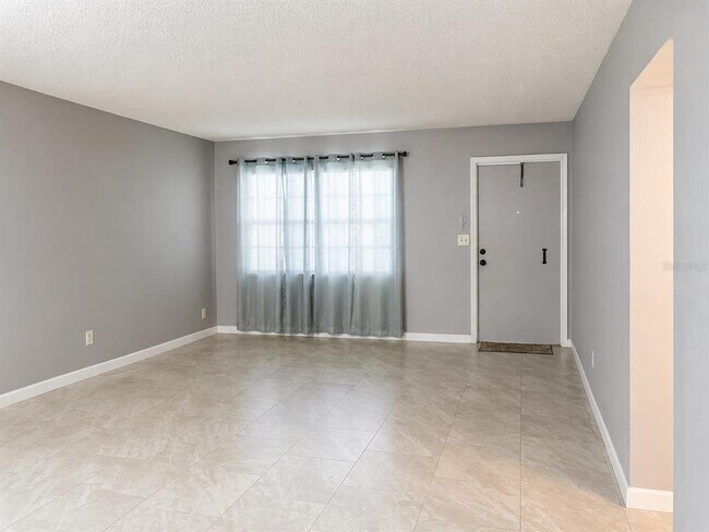 400 Auburn Dr Unidad 3