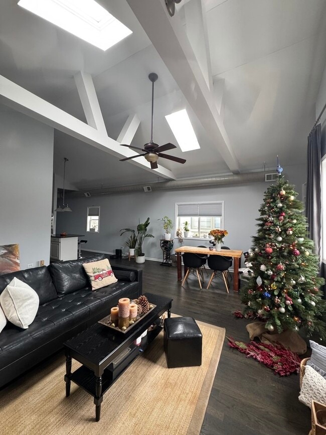 Photo - 2315 W Harrison St