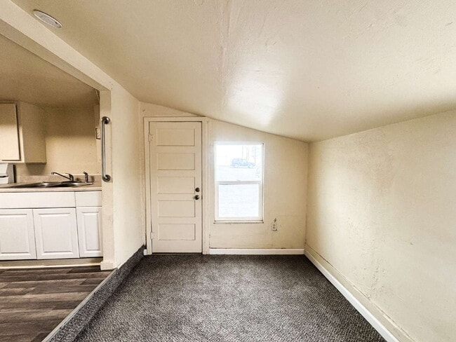 For Rent: 1-bedroom, 1-bathroom home in Yuma