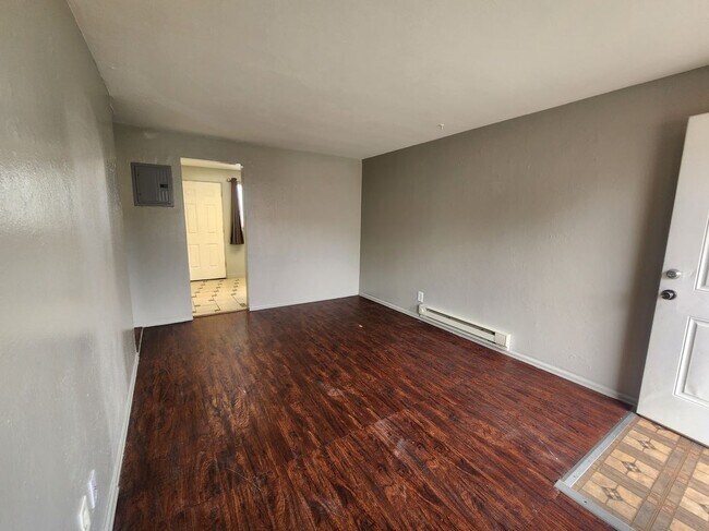 Photo - 1056 Dayton St