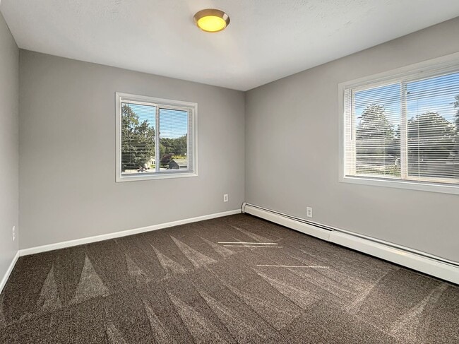 Photo - 533 W 20th St Unit 11