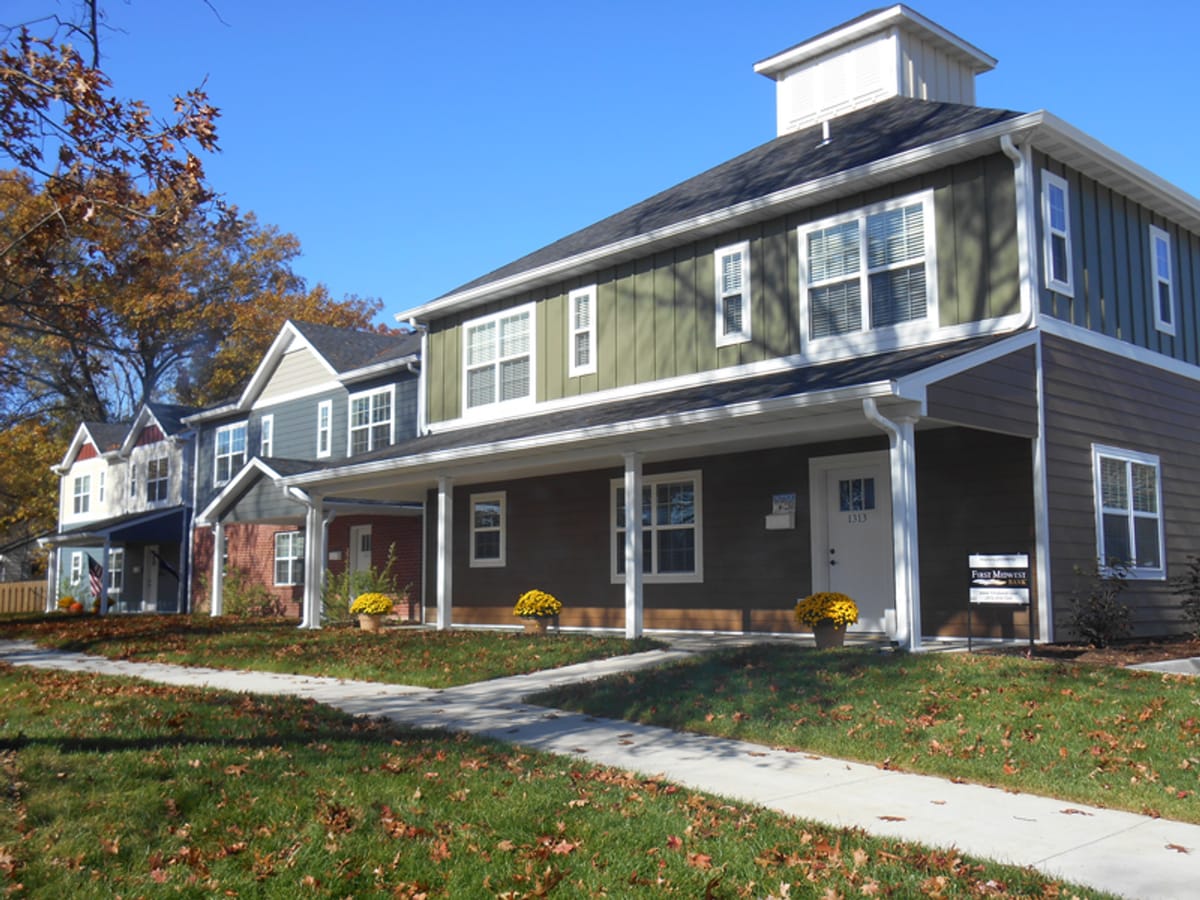 Photo - 1337 W Broadway Unit 1337