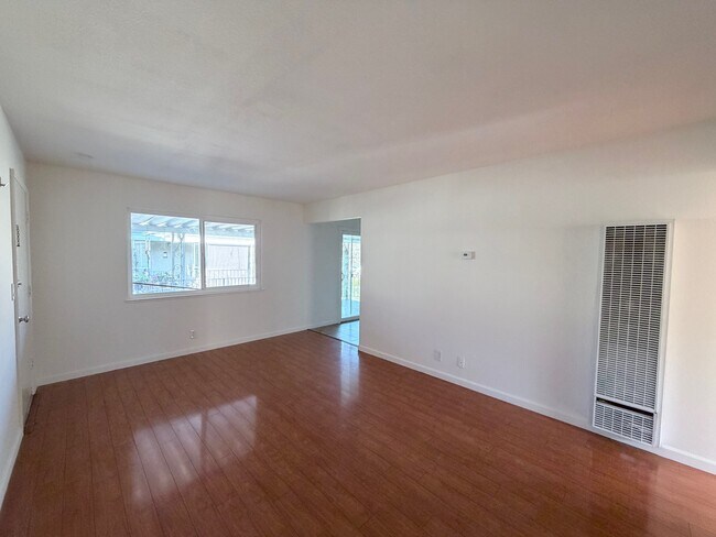 Photo - 879 Bing Dr Unit 4