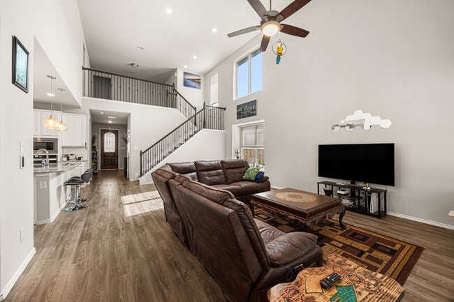 Photo - 4608 Mustang Run Dr