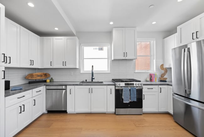 Building Photo - 693 Sutter St Unit 2