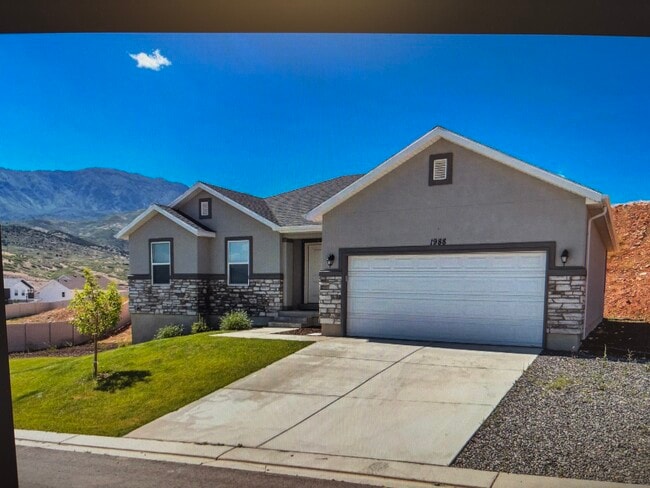 Photo - Santaquin Rental House #2