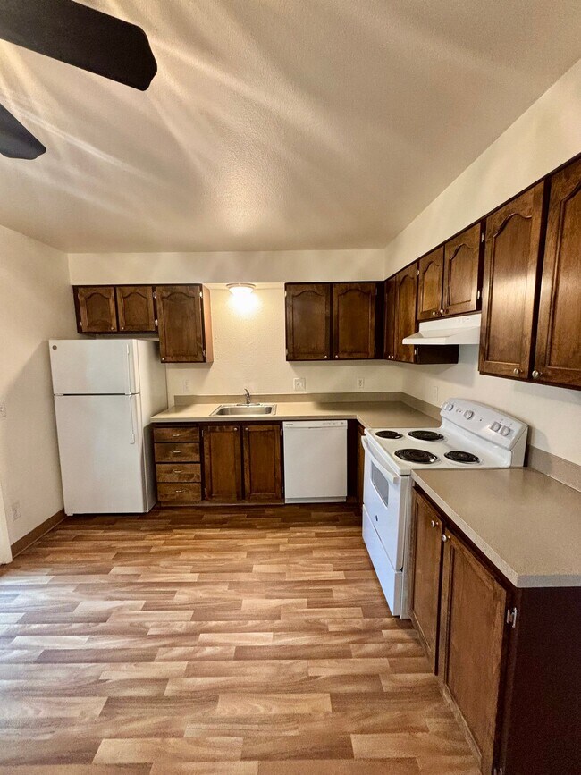 Photo - 3950 SW 102nd Ave Unit 108