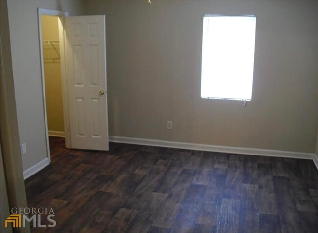 Photo - 1746 Bob White Ln SE