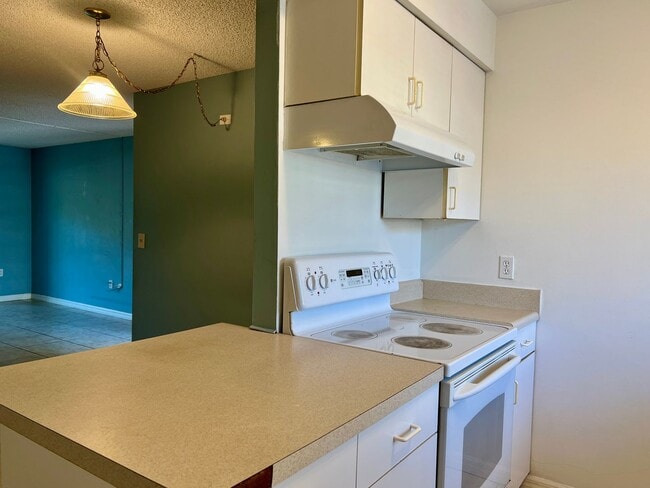 Photo - All inclusive 2 bed/ 1 bath condo in Hidden Lakes - Coming Soon near Downtown SRQ Unit A