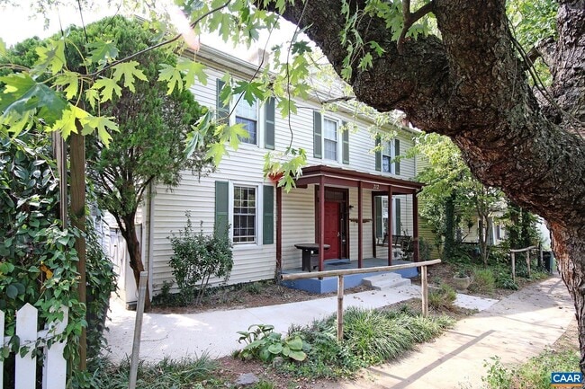 Photo - 712 Monticello Ave Apartamento Unidad C