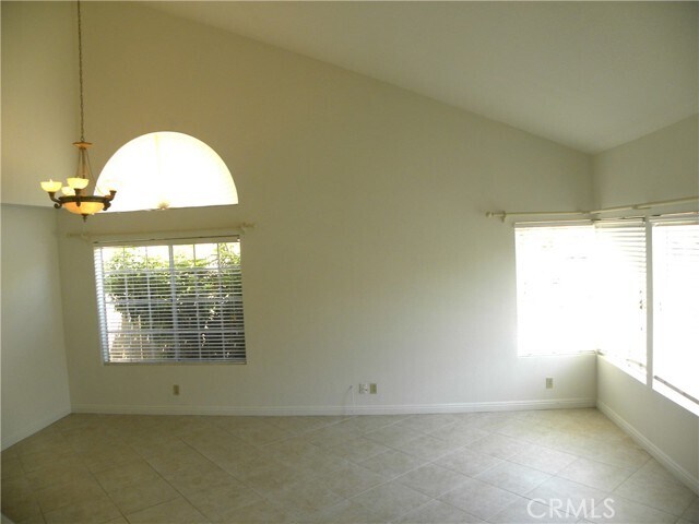 Photo - 28455 Via Cynthia