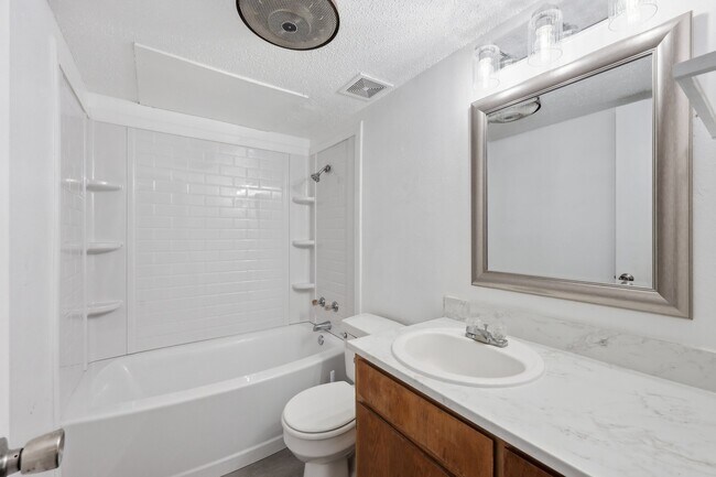 Photo - 1410 S Elizabeth Ave Unit 501
