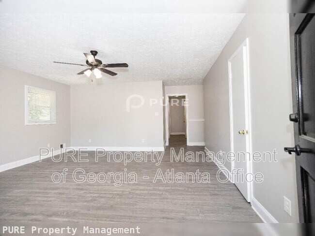 Photo - 2895 Lakemont Pl SW