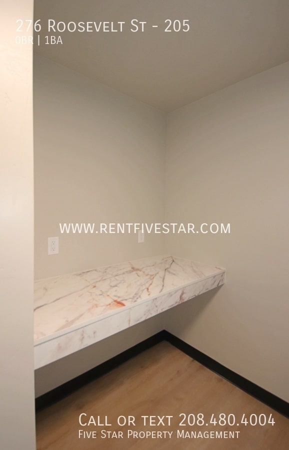 Photo - 276 Roosevelt St Unidad 205