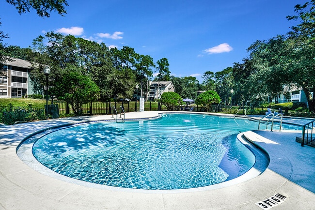 Secondary Pool and Sundeck - The Waterford at Mandarin Apartments
