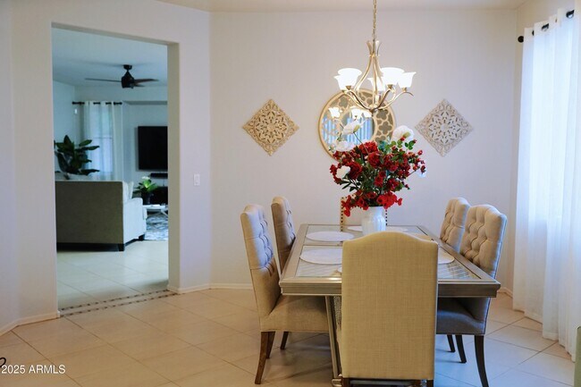 Photo - 9506 W Hazelwood St