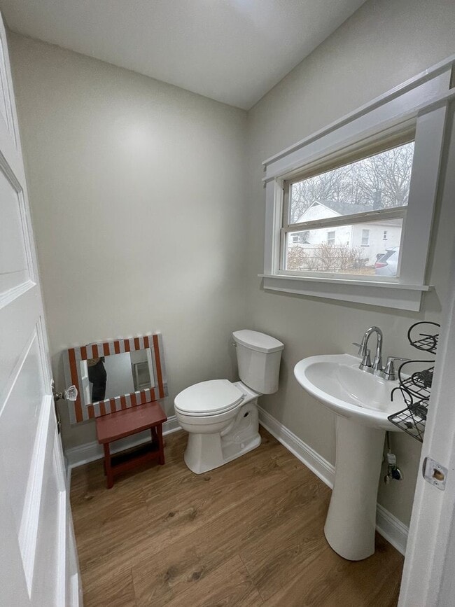 Photo - 713 E Second Street