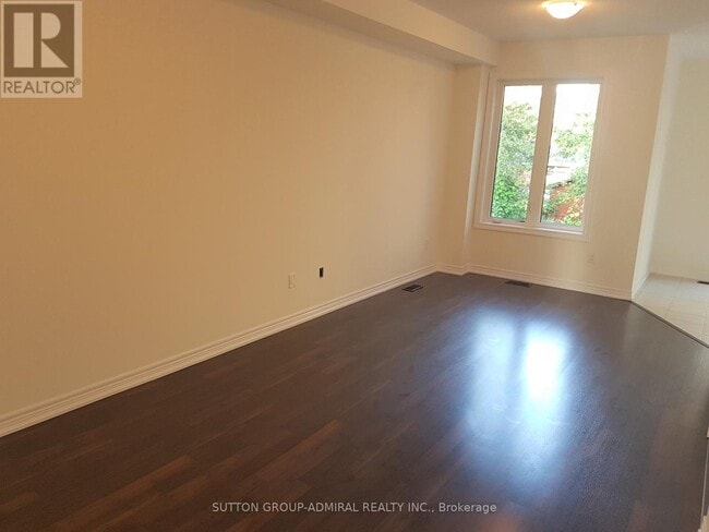 Photo - 38 Greenwood Dr