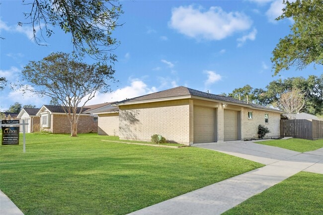 Photo - 8802 Tanager St