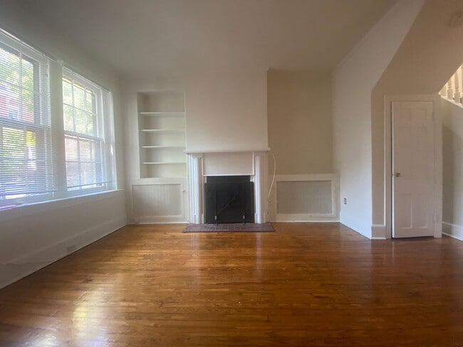 Photo - Renovated Georgetown Rowhouse Just Steps A...