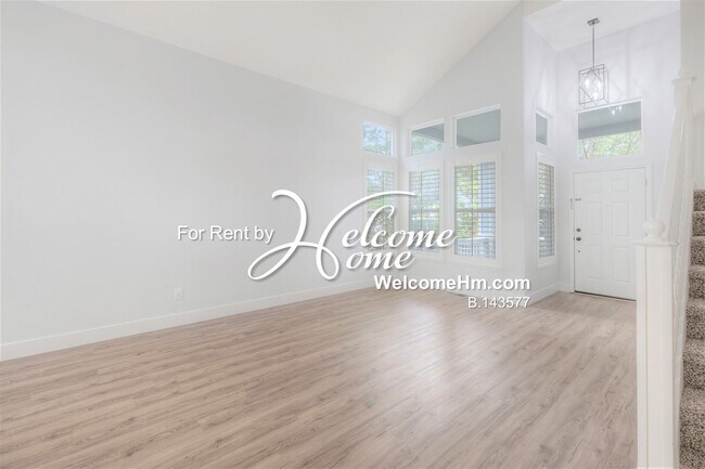 Photo - 4698 Hampton Ln