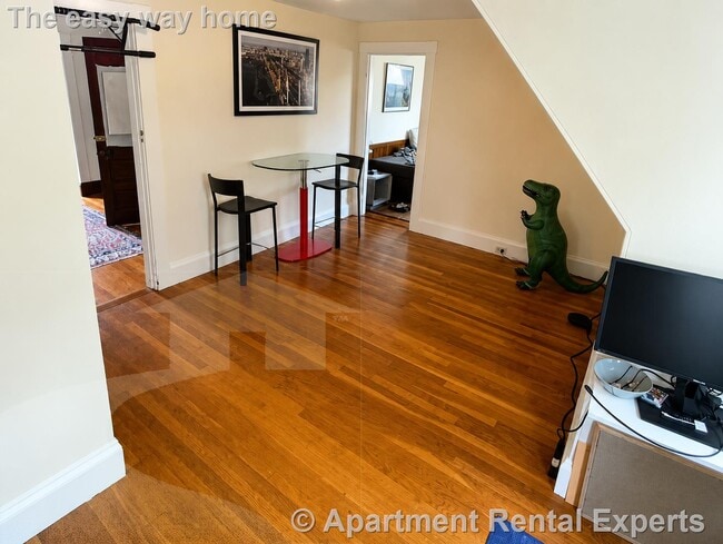 Photo - 72 Thurston St Unit #3