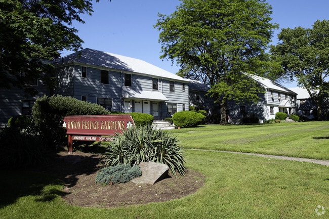 Union Bridge Gardens - Union Bridge Gardens Apartments
