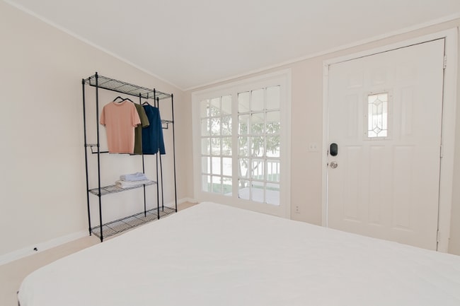 Photo - 2426 S Maple Ave